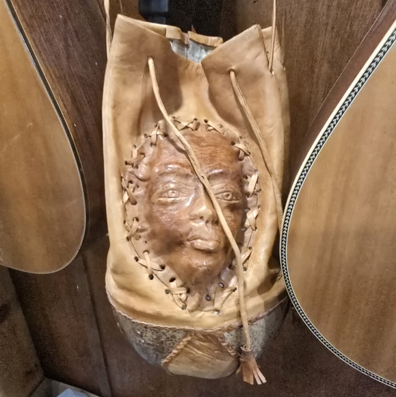 Leather African bag - Picture 2 of 3